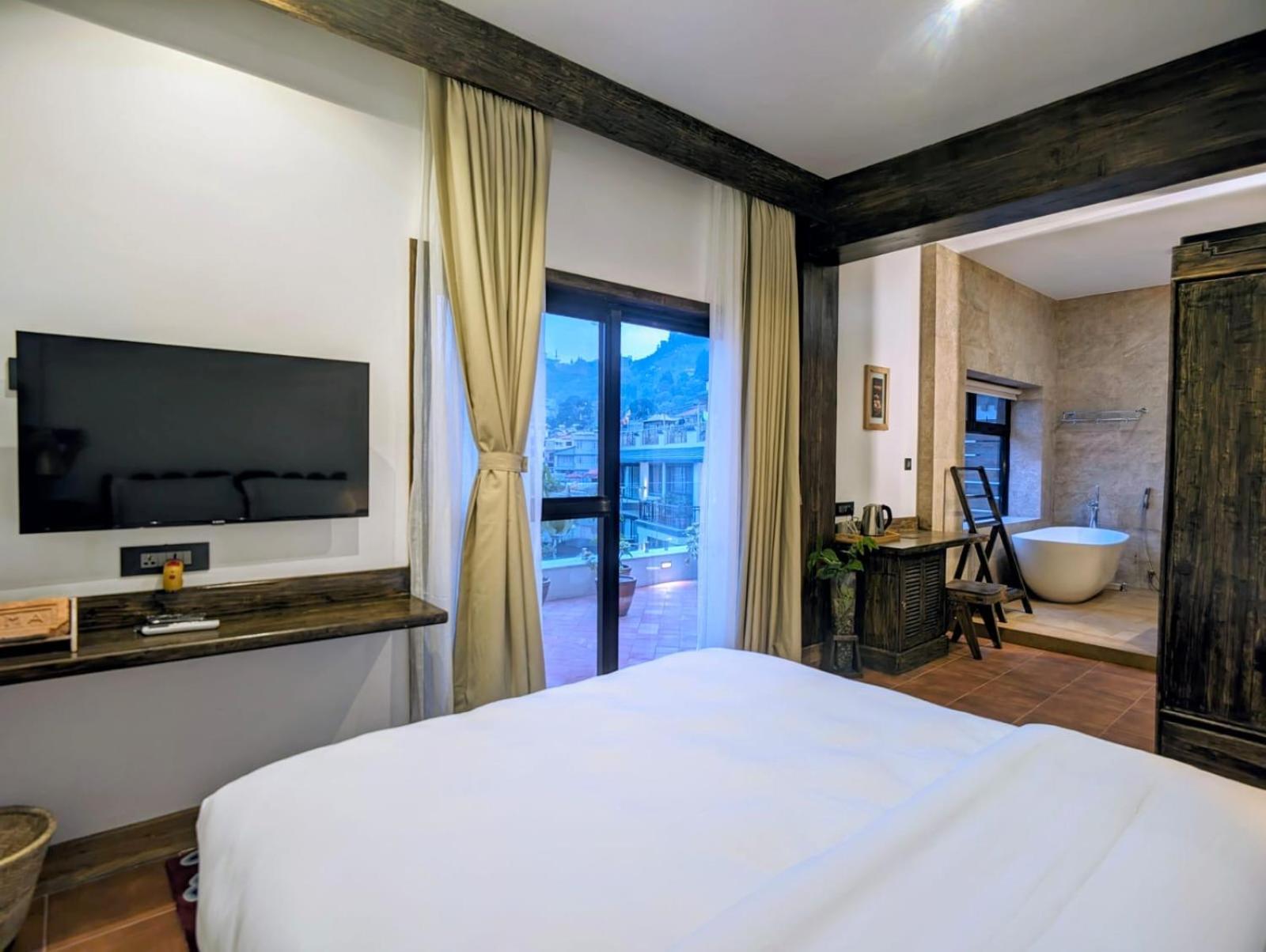 Uma Residence And Suites Kathmandu Ngoại thất bức ảnh